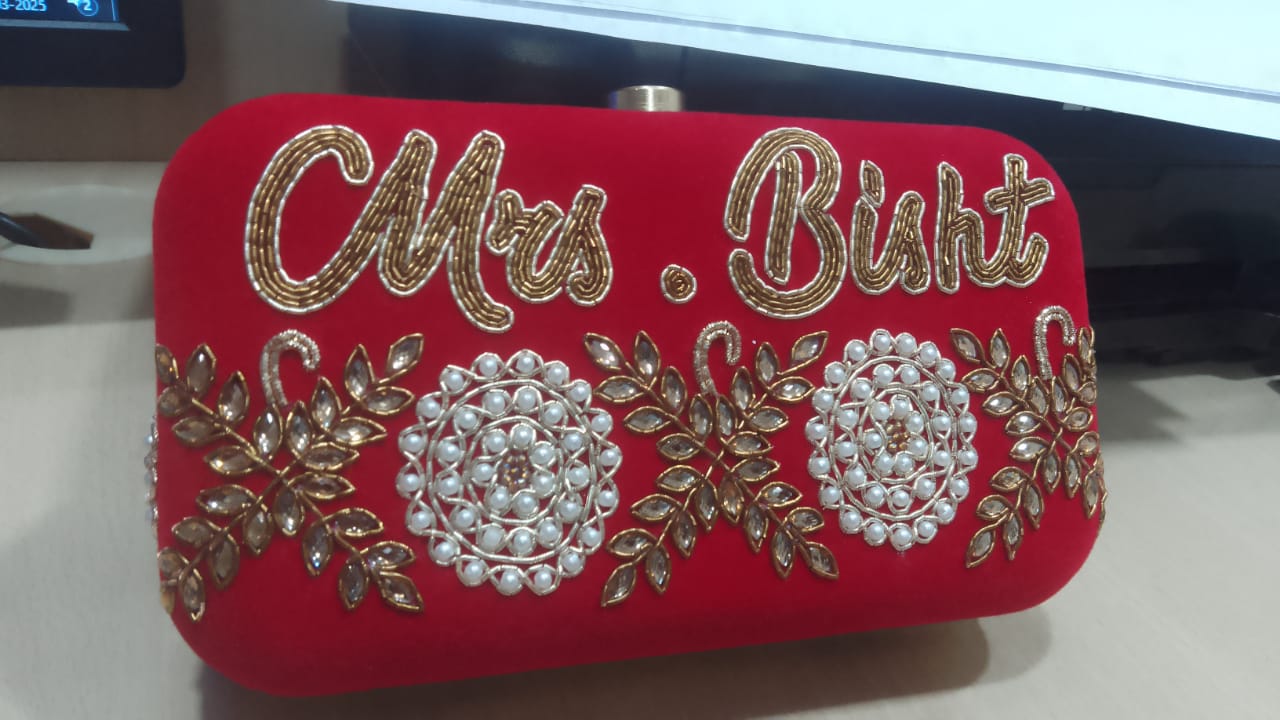 MaFs Customized/ personalized Bridal Name Clutch